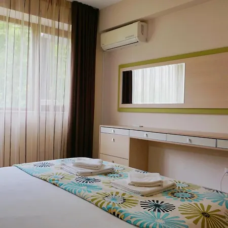 Apartment гардънс - Gardens