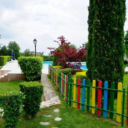 гардънс - Gardens *