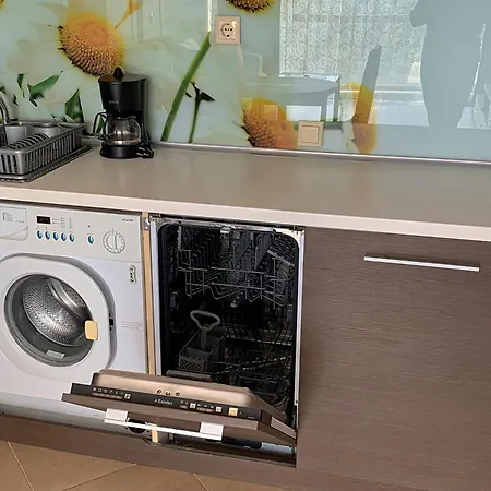 гардънс - Gardens Apartment Balchik