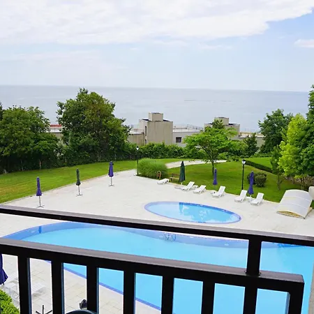 гардънс - Gardens Apartment Balchik