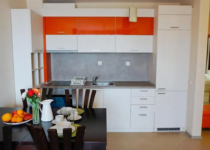 гардънс - Gardens Apartament